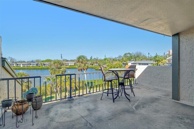 Building Photo - 1601 Bayhouse Point Dr