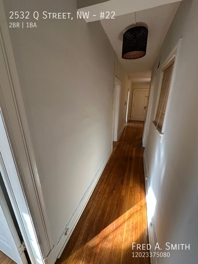 Building Photo - 2532 Q St NW