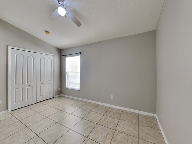 Building Photo - 12806 Sophiamarie Loop