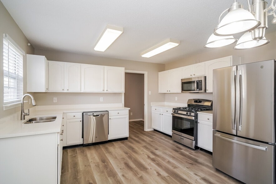 Building Photo - 8906 Squire Boone Ct