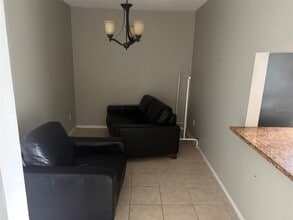 Building Photo - 4314 Pershing Pointe Pl