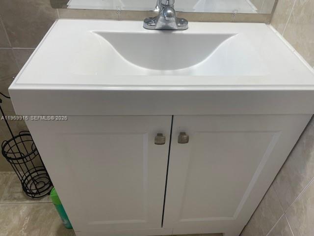 Building Photo - 180 NE 12th Ave