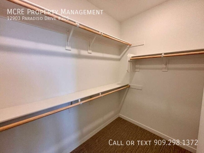 Building Photo - 12903 Paradiso Dr