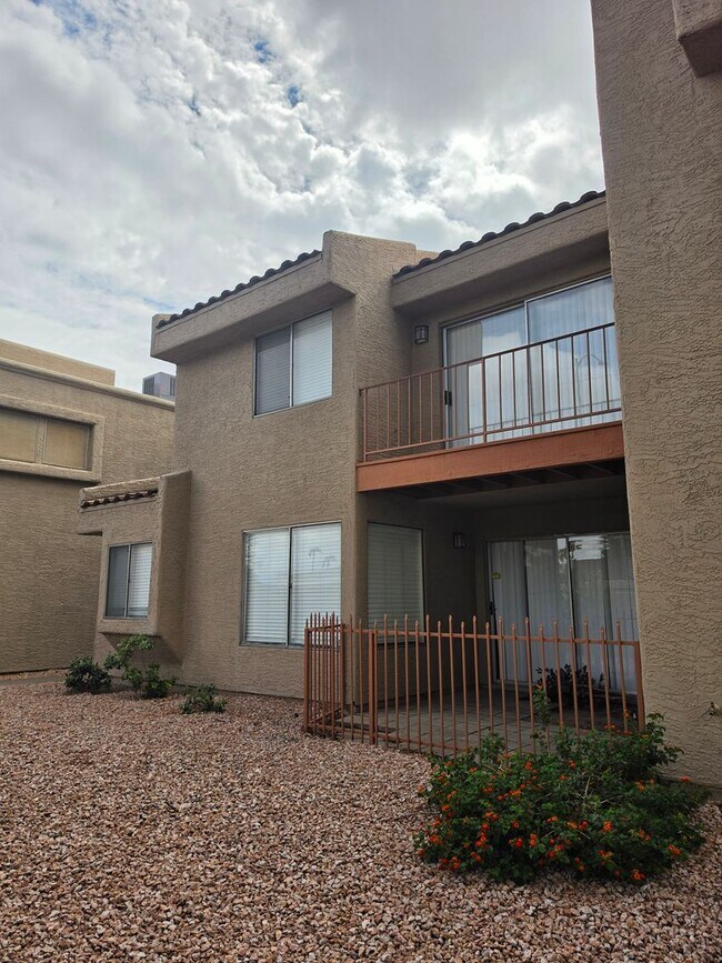 Building Photo - 2834 S Ext Rd