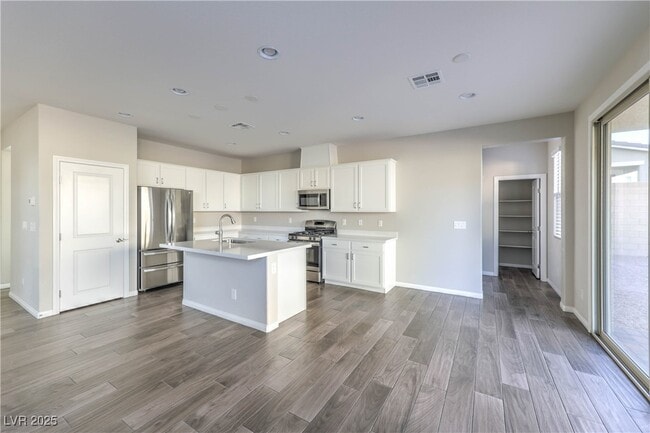 Building Photo - 10260 Bark Pine Ct