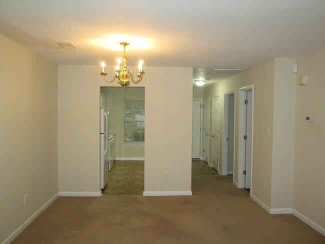 Building Photo - 413 Northrop Pl