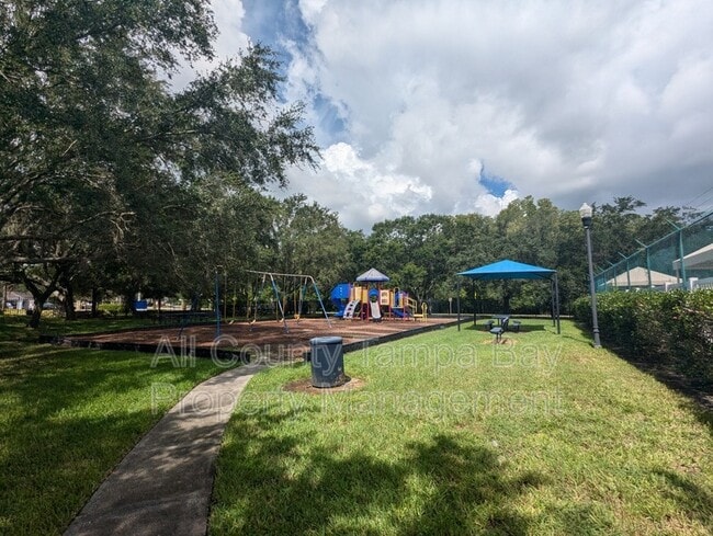 Building Photo - 9448 Charlesberg Dr