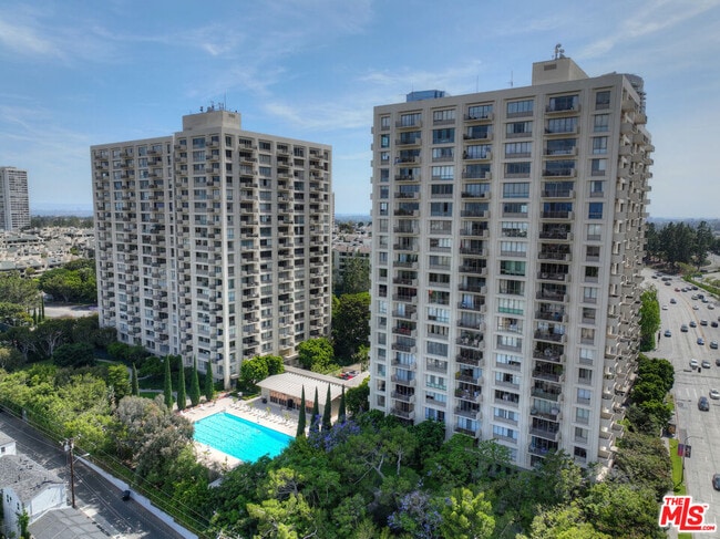 Building Photo - 2160 Century Park E