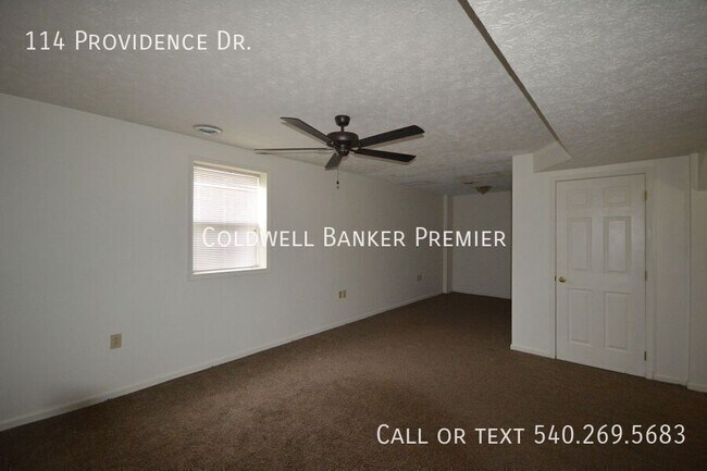 Building Photo - 114 Providence Dr