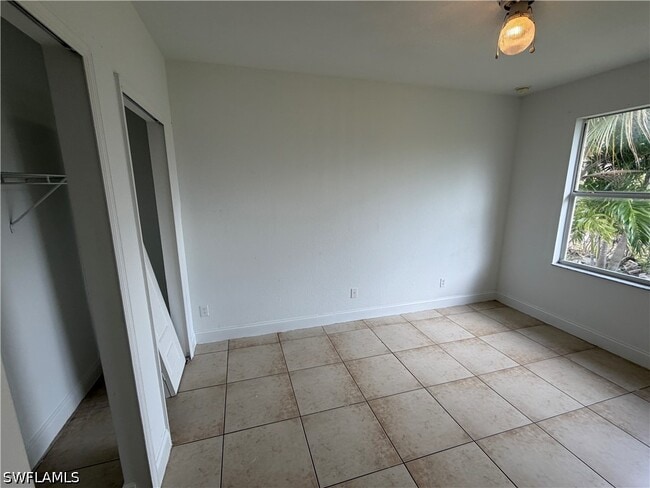 Building Photo - 5118 24th St SW