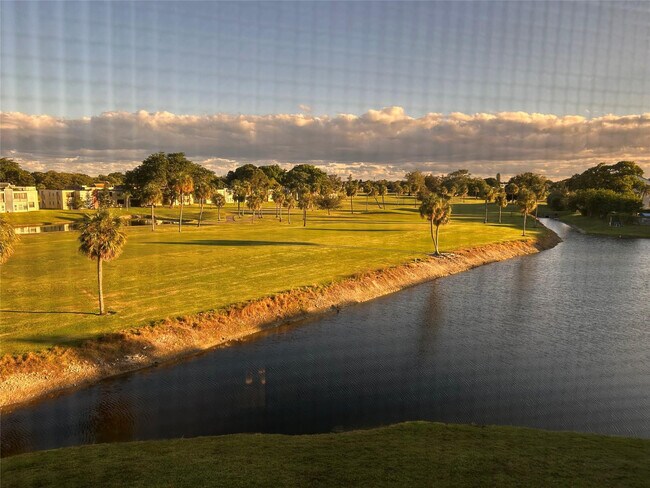 Building Photo - 7608 NW 18th St