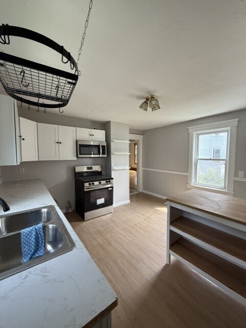 Building Photo - 3 Franconia St