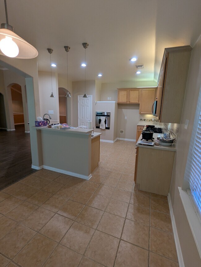 Building Photo - 3929 Cross Bend Dr