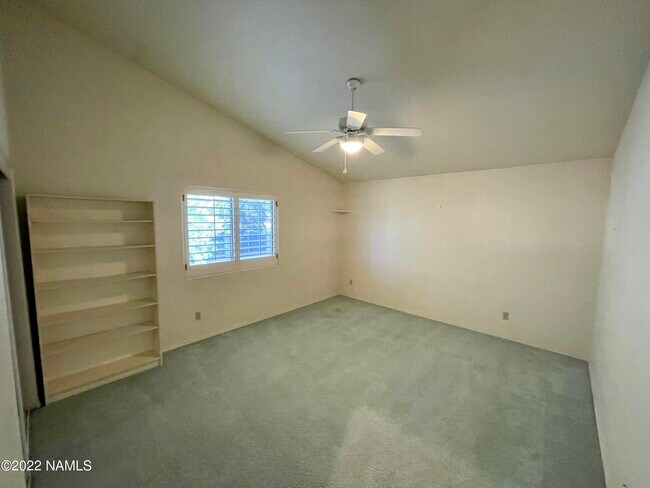 Building Photo - 4571 E Flintwood Ln