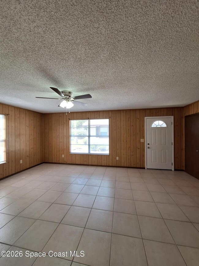 Building Photo - 246 Jepson St