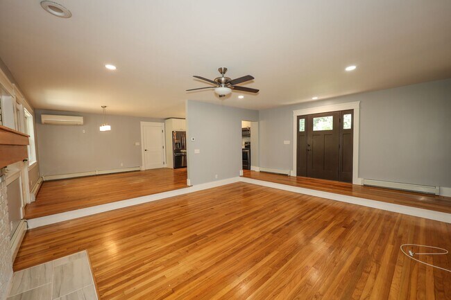 Building Photo - 49 N Amherst Rd