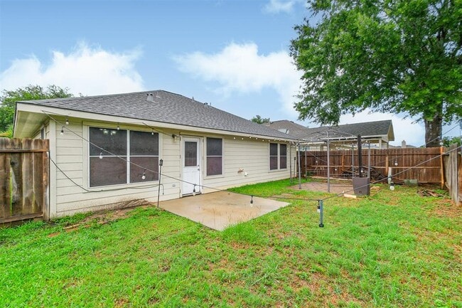 Building Photo - 19619 Adelaide Meadows Ct