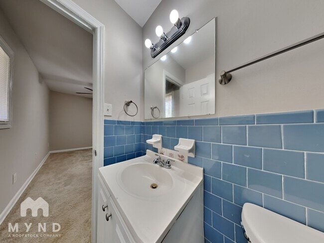 Building Photo - 1529 Plover Rd