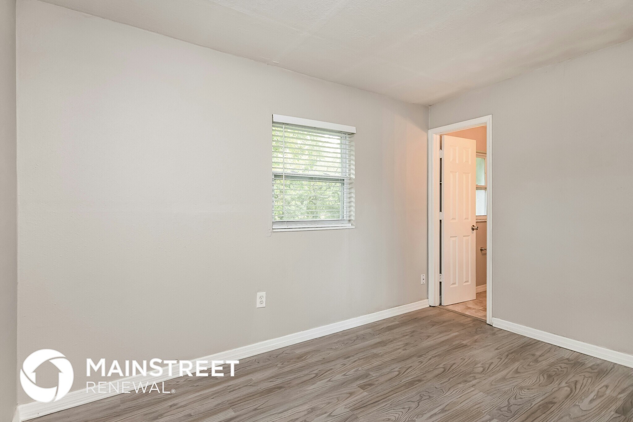 Building Photo - 2409 Straker Ct