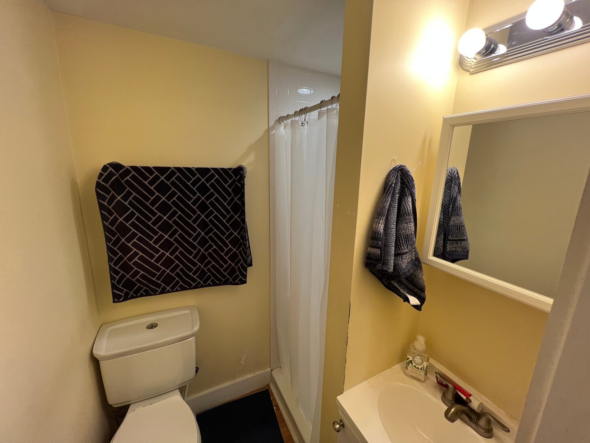 Building Photo - 15 Blake St