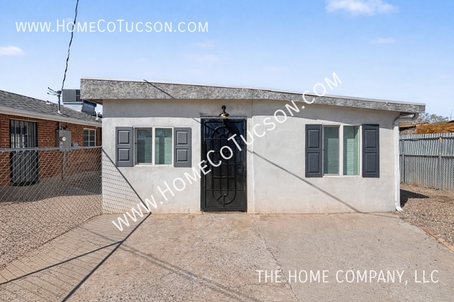 Building Photo - 1051 S 4th Ave