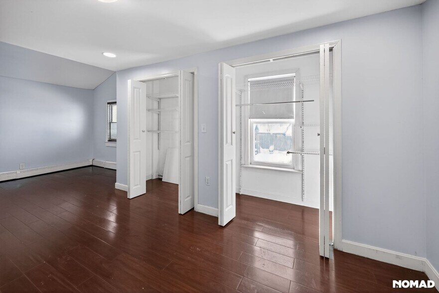 Building Photo - 36 Beach St