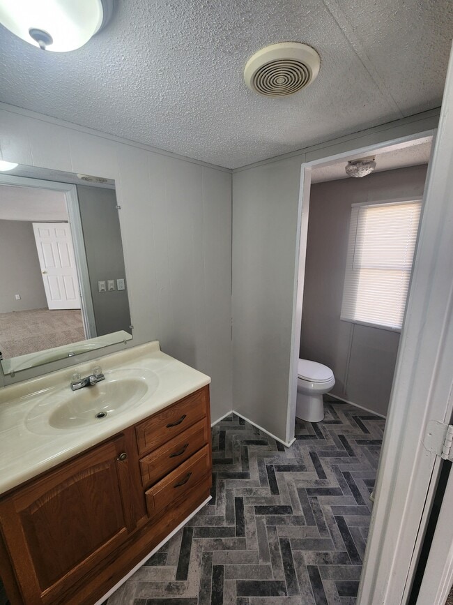 Building Photo - 2510 Big Logan Way