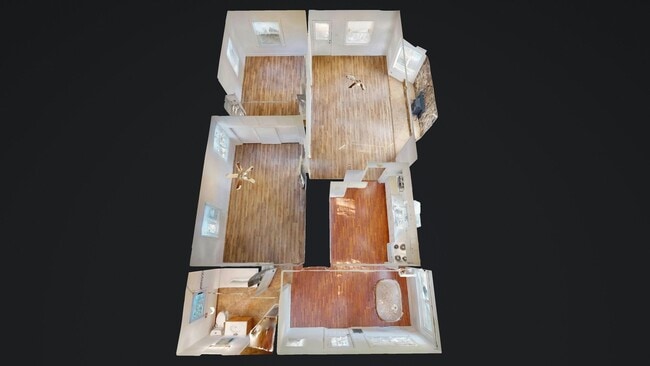 Building Photo - 2560 Fowler Ave