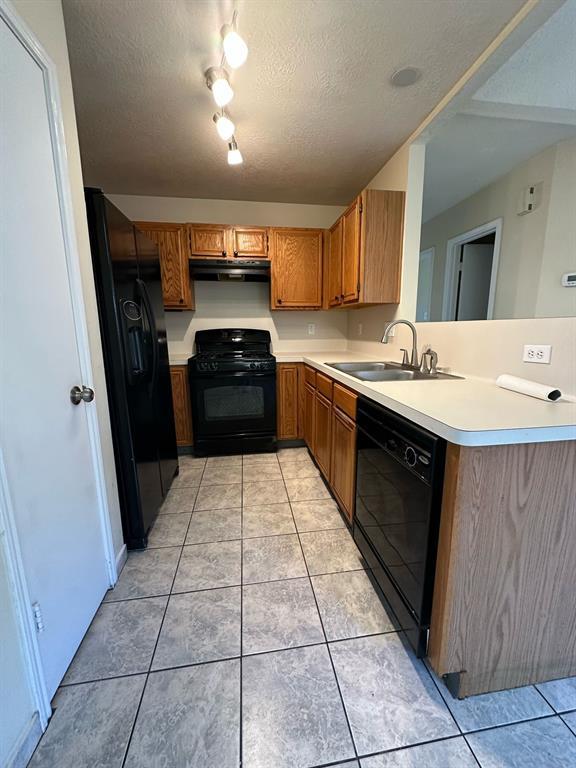 Building Photo - 10326 Bushy Creek Dr