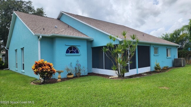 Building Photo - 1061 Pelican Ln