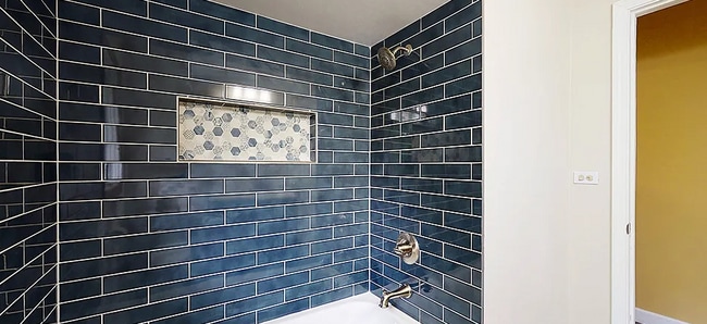 Building Photo - 103 Cherry St