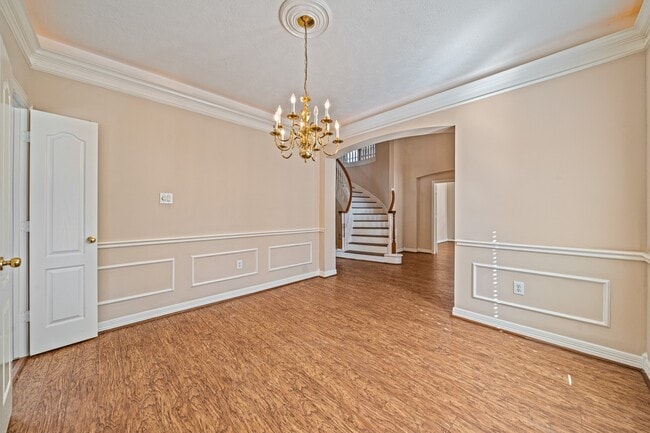 Building Photo - 9306 Lochflora Dr