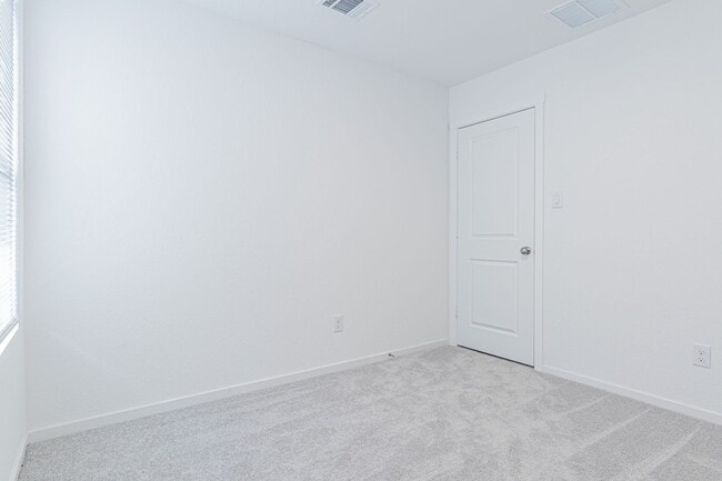 Building Photo - BRAND NEW 4 BD/2 BA Home Located off 211/Potranco RD! Available NOW!