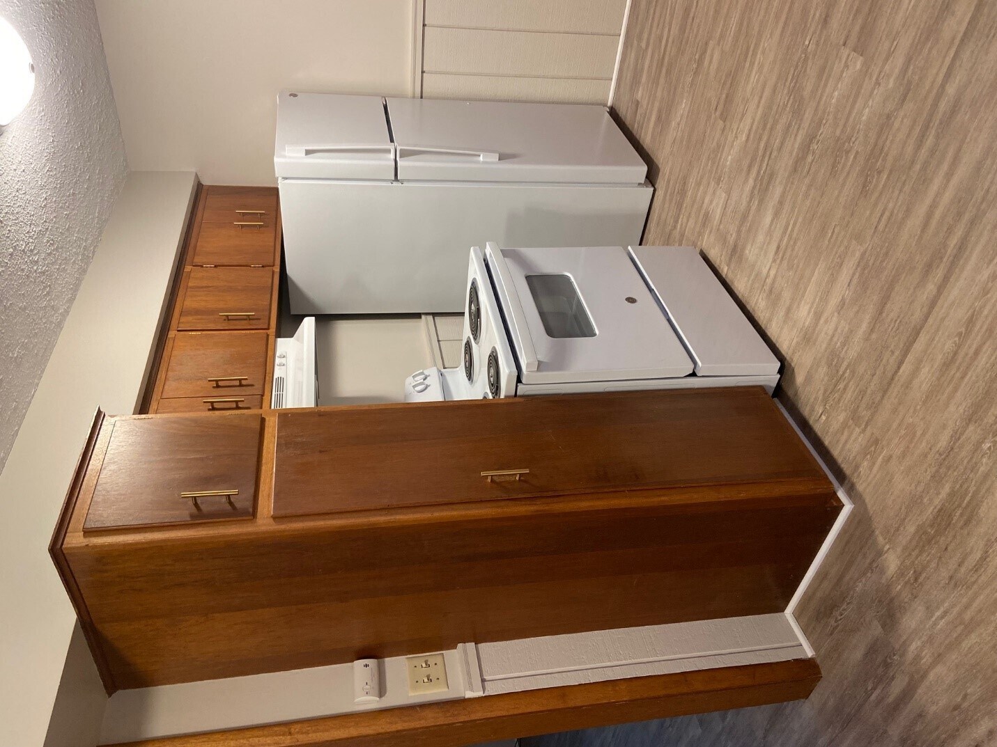 Kitchen - 821 1st Ave NW