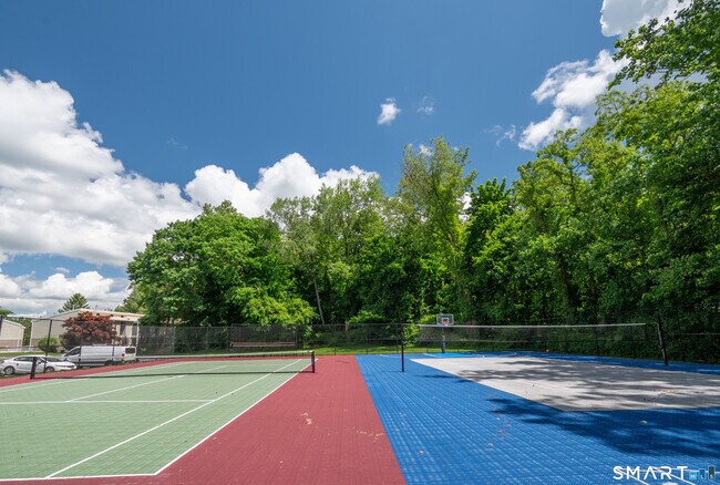 Building Photo - 57 Lawson Ln