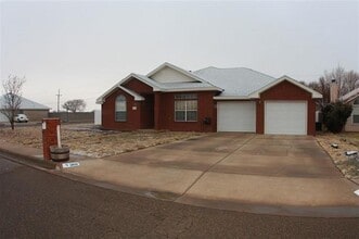 Building Photo - Mesa School District,  Brick and Beautiful