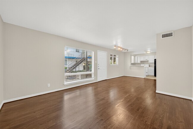 Building Photo - 2020 Huldy St