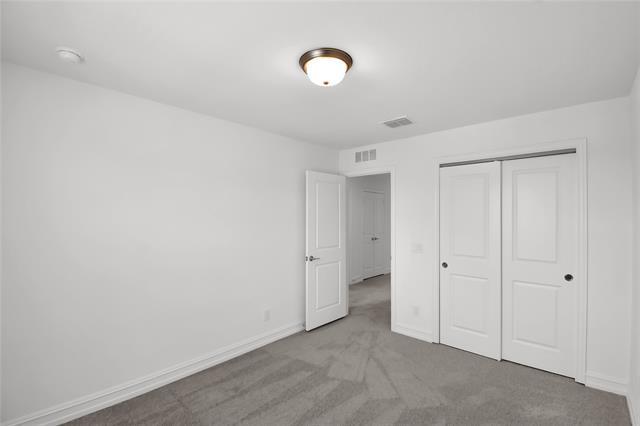 Building Photo - 3900 Lynx Ct