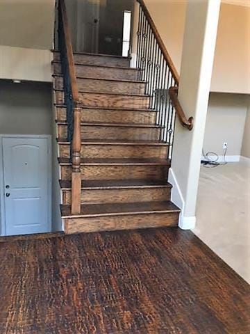 Building Photo - 5748 Robbie Rd