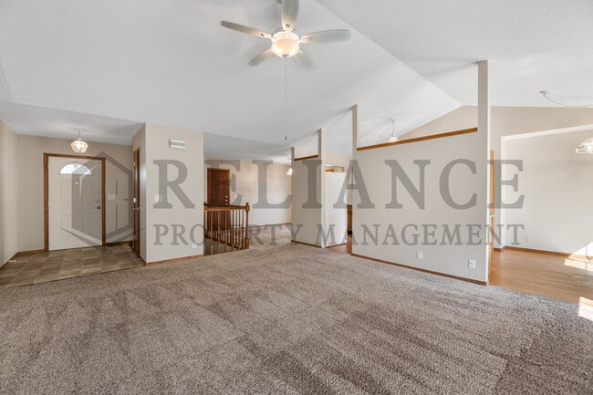 Building Photo - 3826 N Cranberry St
