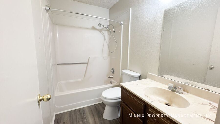 Building Photo - 5802 6th St