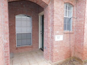 Building Photo - 2710 Grants Lake Blvd