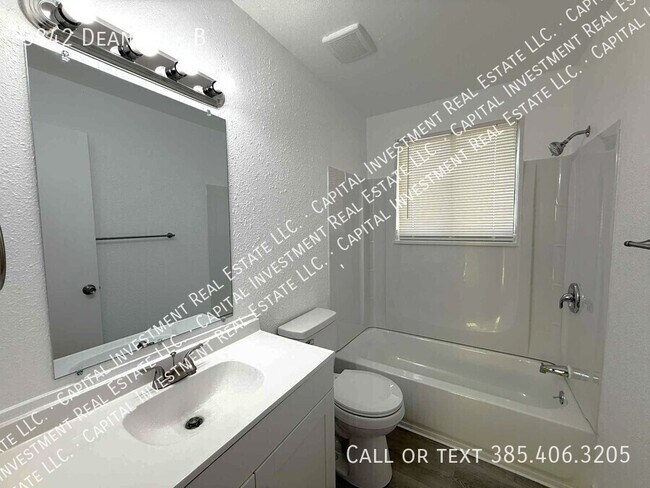 Building Photo - 3842 Dean Dr