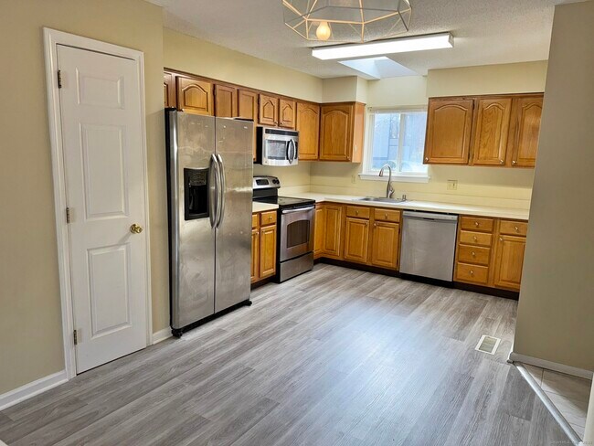 Building Photo - 34 Ivy Grove Ct