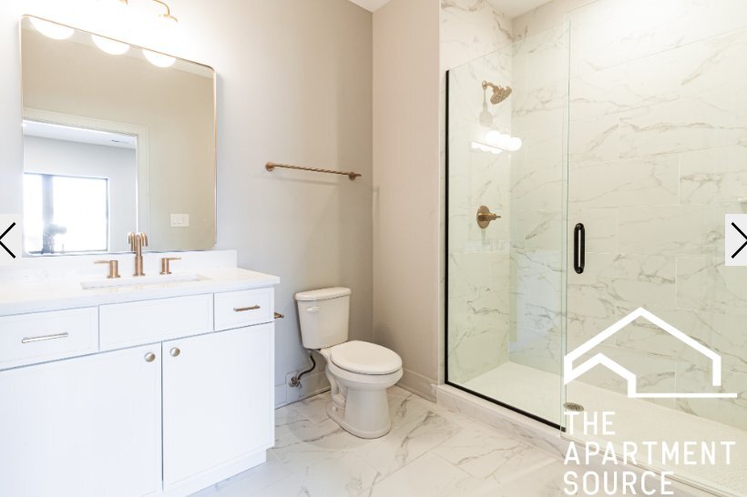 Building Photo - 4102 N Sheridan Rd