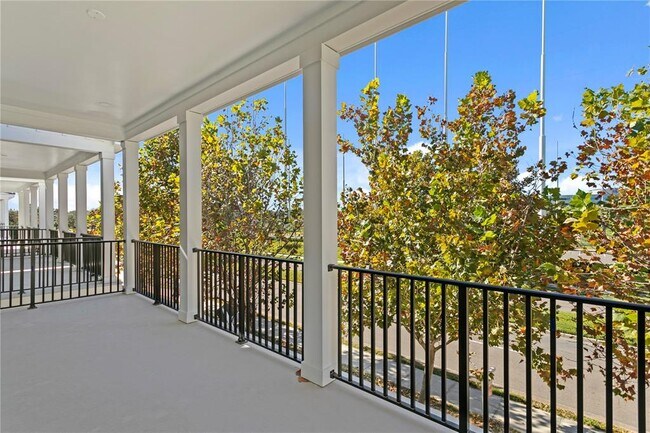 Building Photo - 430 GILMAN Pl