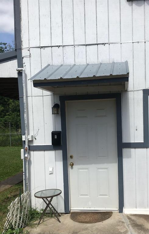 Building Photo - 3818 Hamid Blvd