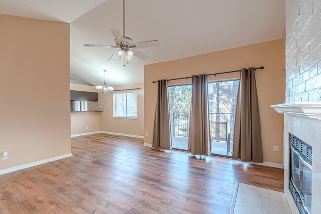 Building Photo - 3500 Tangle Brush Dr