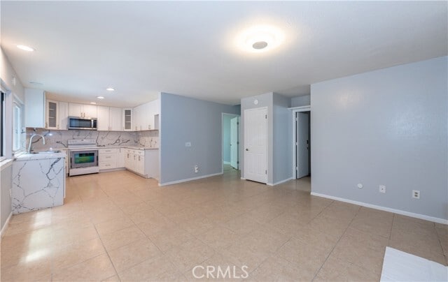 Building Photo - 14272 Utrillo Dr