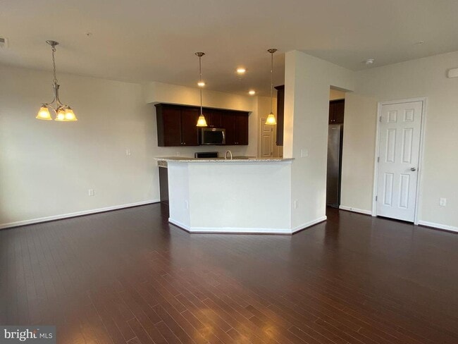 Building Photo - 6173 Margarita Way